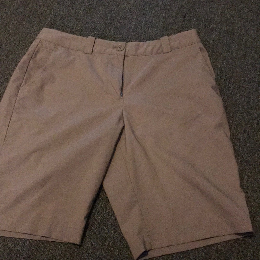 Nike tour performance short